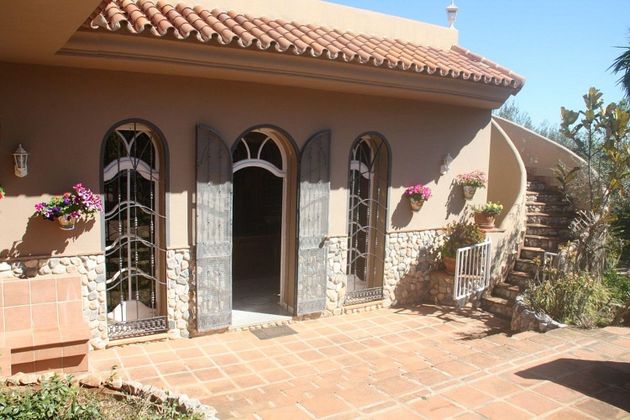 Foto 2 de Xalet en venda a Pinos de Alhaurín - Periferia de 7 habitacions amb terrassa i piscina