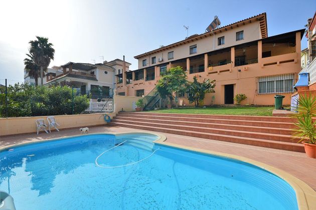 Foto 1 de Xalet en venda a Zona Miraflores de 6 habitacions amb terrassa i piscina