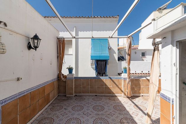 Foto 2 de Casa en venta en calle San Ramón de 4 habitaciones con terraza