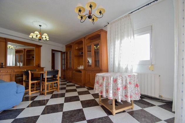 Foto 2 de Pis en venda a Maracena de 3 habitacions amb balcó i calefacció