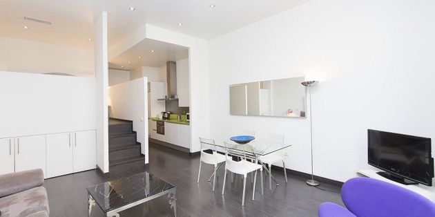 Foto 2 de Alquiler de piso en calle Pérez Galdós de 1 habitación con muebles y calefacción