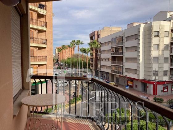 Foto 1 de Piso en venta en Vall d´Uixó (la) de 4 habitaciones con terraza y garaje
