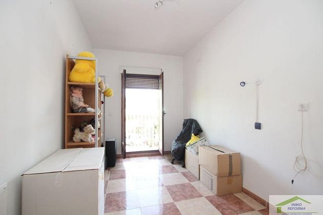 Foto 2 de Casa en venta en Diezma de 6 habitaciones con terraza y garaje
