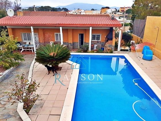 Foto 1 de Xalet en venda a Urbanitzacions del sud de 3 habitacions amb terrassa i piscina
