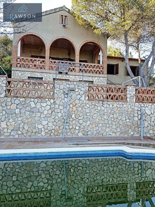 Foto 2 de Xalet en venda a Mas Trader-Corral D’En Tort-Corral D’En Cona de 4 habitacions amb terrassa i piscina