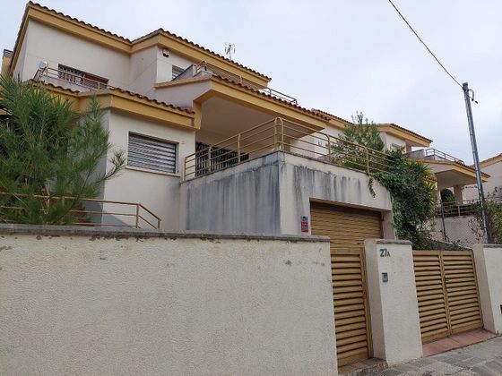 Foto 1 de Venta de casa en Valldemar - Montmar de 4 habitaciones con terraza y balcón