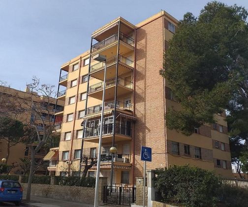 Foto 1 de Venta de piso en Eixample de 4 habitaciones con terraza y balcón