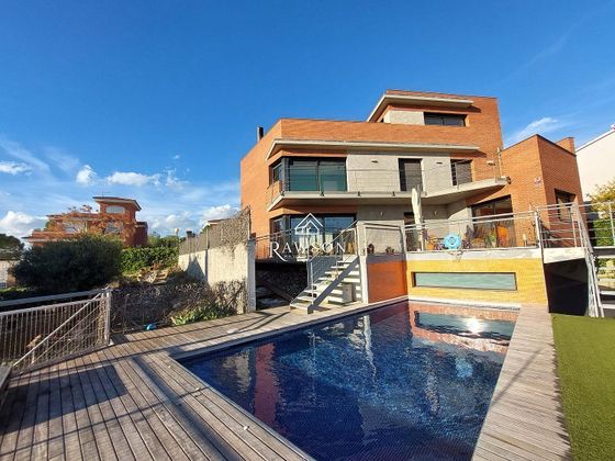 Foto 1 de Casa en venda a La Collada - Sis Camins - Fondo Somella - Santa Maria de 5 habitacions amb terrassa i piscina