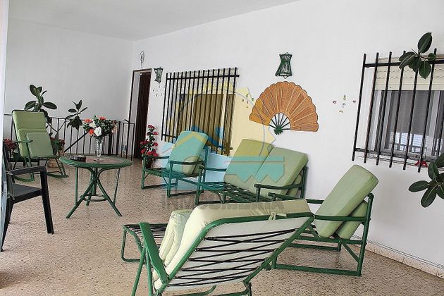 Foto 2 de Chalet en venta en Punta Umbría de 11 habitaciones con terraza y balcón