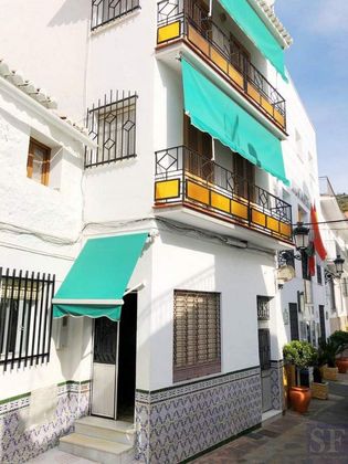 Foto 1 de Casa adossada en venda a Sayalonga de 2 habitacions amb terrassa i balcó