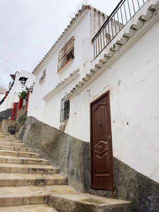 Foto 2 de Casa adossada en venda a Algarrobo de 5 habitacions amb terrassa