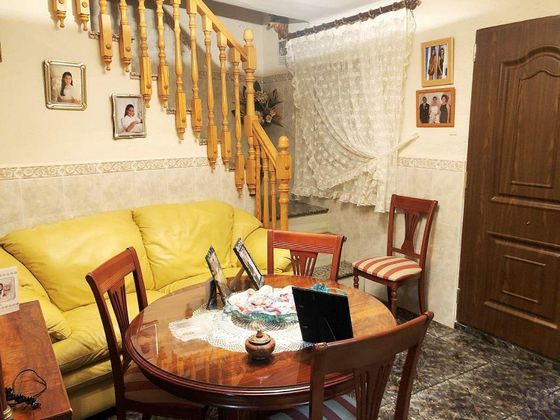 Foto 2 de Casa adossada en venda a Algarrobo de 5 habitacions amb terrassa