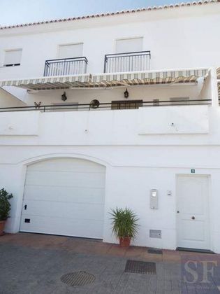 Foto 1 de Casa adossada en venda a Canillas de Aceituno de 4 habitacions amb terrassa i garatge