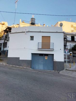 Foto 1 de Venta de casa adosada en Cómpeta de 3 habitaciones con terraza y garaje