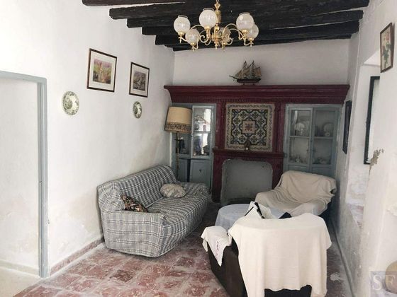 Foto 2 de Casa adossada en venda a Canillas de Aceituno de 4 habitacions amb terrassa i balcó
