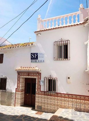 Foto 1 de Casa adosada en venta en Canillas de Aceituno de 5 habitaciones con terraza