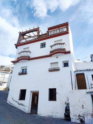 Foto 1 de Casa adosada en venta en Canillas de Aceituno de 3 habitaciones con terraza y balcón