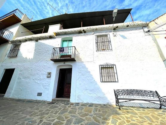 Foto 1 de Venta de casa adosada en Árchez de 4 habitaciones con terraza y balcón
