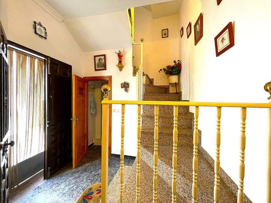 Foto 2 de Casa adossada en venda a Árchez de 3 habitacions amb balcó