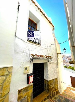Foto 1 de Casa adosada en venta en Sedella de 2 habitaciones con terraza y balcón