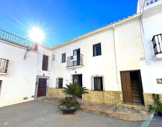 Foto 1 de Casa en venda a Canillas de Aceituno de 4 habitacions amb terrassa i balcó