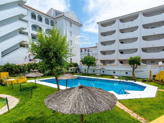 Foto 2 de Piso en venta en Matalascañas de 3 habitaciones con terraza y piscina
