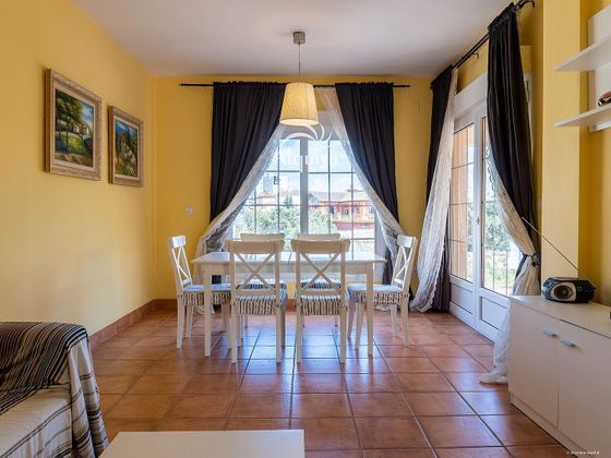 Foto 1 de Casa en venta en Matalascañas de 3 habitaciones con terraza y jardín