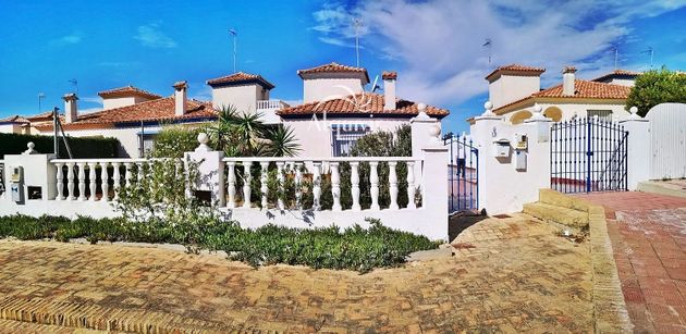 Foto 2 de Xalet en venda a Matalascañas de 4 habitacions amb terrassa i piscina