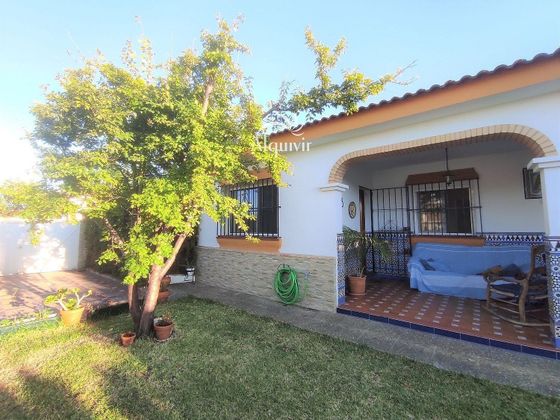 Foto 1 de Casa en venda a Matalascañas de 3 habitacions amb piscina i aire acondicionat