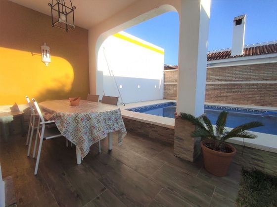 Foto 2 de Casa en venda a Matalascañas de 3 habitacions amb piscina i aire acondicionat
