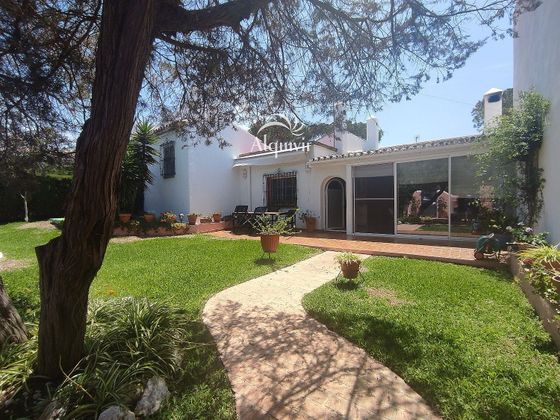 Foto 2 de Casa adossada en venda a Matalascañas de 3 habitacions amb terrassa i piscina