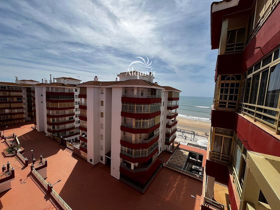 Foto 2 de Piso en venta en Matalascañas de 2 habitaciones con terraza y piscina