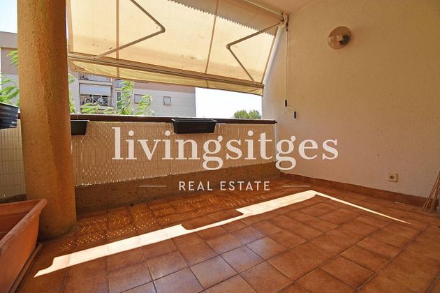 Foto 2 de Piso en venta en Els Molins - La Devesa - El Poble-sec de 3 habitaciones con terraza y piscina