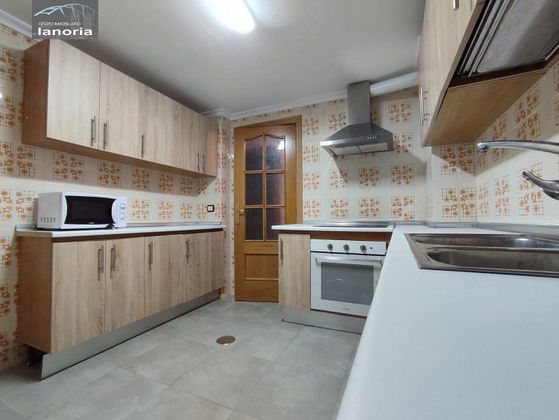 Foto 1 de Piso en venta en Villacerrada - Centro de 3 habitaciones con calefacción y ascensor