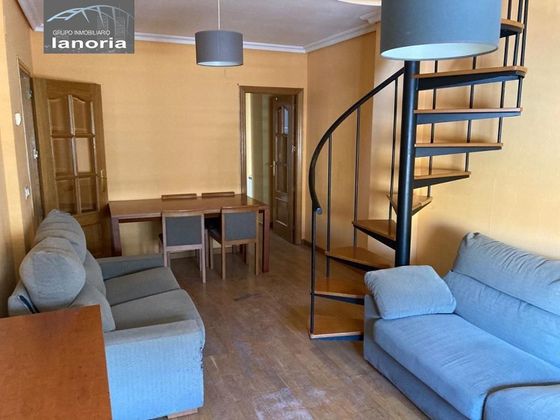 Foto 2 de Dúplex en venda a Santa Cruz - Industria - Polígono Campollano de 3 habitacions amb terrassa i balcó