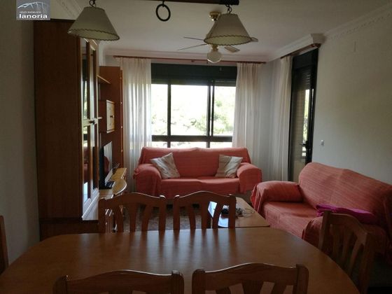 Foto 2 de Piso en venta en San Pablo - Santa Teresa de 2 habitaciones con piscina y garaje