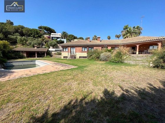 Foto 1 de Casa en venda a Sant Andreu de Llavaneres de 6 habitacions amb piscina i jardí