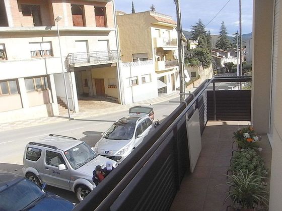 Foto 2 de Pis en venda a Arbúcies de 3 habitacions amb balcó i aire acondicionat