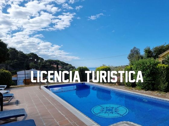 Foto 1 de Xalet en venda a Santa María de Llorell de 6 habitacions amb terrassa i piscina