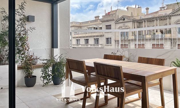 Foto 1 de Àtic en venda a Sant Gervasi - Galvany de 2 habitacions amb terrassa i balcó
