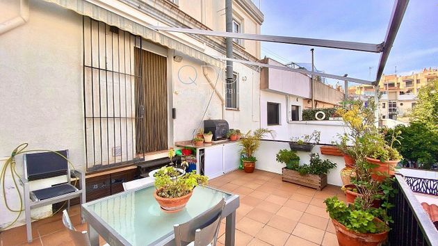 Foto 1 de Casa en venda a Premià de Mar de 6 habitacions amb piscina i balcó