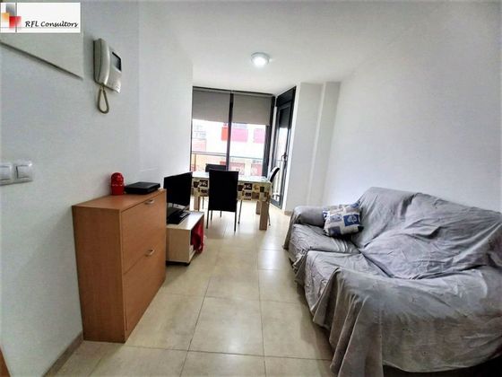 Foto 1 de Piso en venta en Zona Papa Luna - Platja del Gurugú de 2 habitaciones con aire acondicionado y calefacción