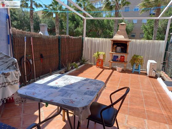 Foto 2 de Piso en venta en Ampolla, l´ de 2 habitaciones con terraza y piscina