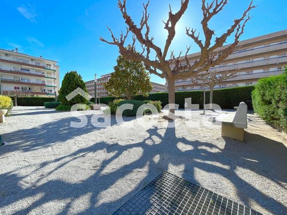 Foto 2 de Piso en venta en Els Pins de 2 habitaciones con terraza y piscina