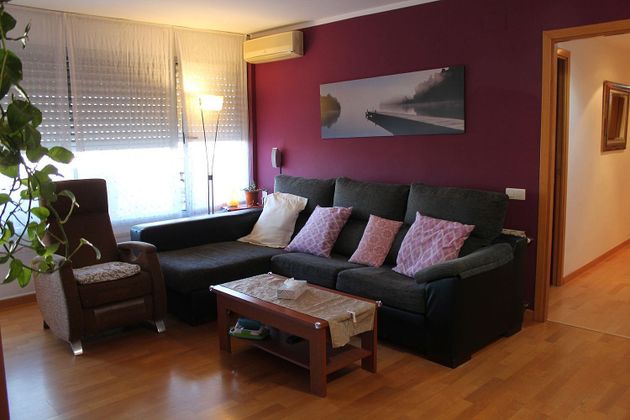 Foto 2 de Piso en venta en Sant Andreu de la Barca de 3 habitaciones con terraza y garaje