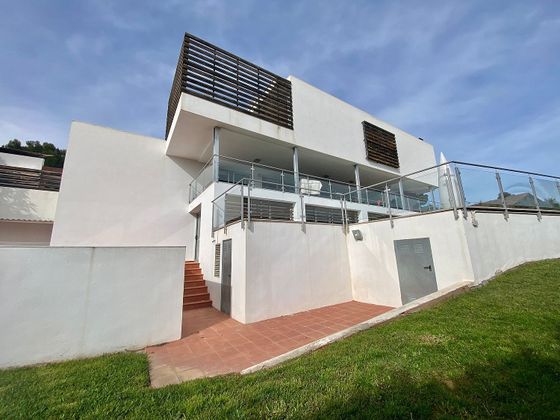 Foto 2 de Xalet en venda a Borriol de 6 habitacions amb terrassa i piscina
