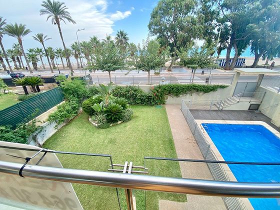 Foto 1 de Pis en venda a Curva - Heliópolis de 4 habitacions amb terrassa i piscina