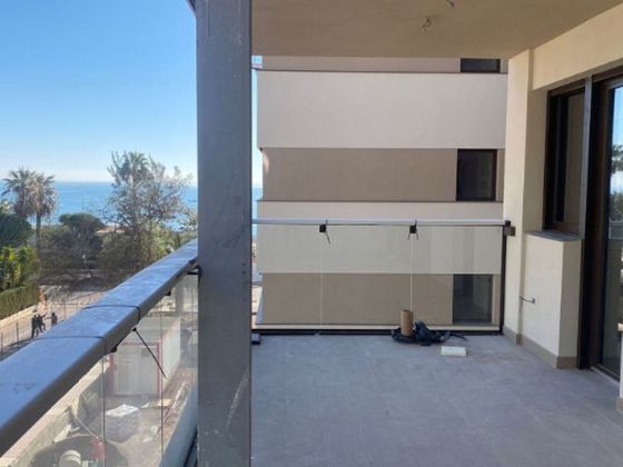 Foto 1 de Venta de piso en calle Ferrandis Salvador de 3 habitaciones con terraza y piscina