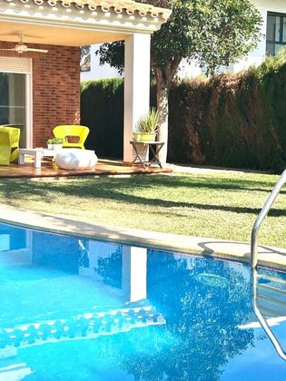 Foto 2 de Venta de chalet en Els Terrers de 4 habitaciones con terraza y piscina