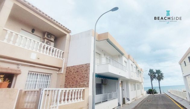 Foto 2 de Dúplex en venta en Torre de la Horadada de 2 habitaciones con terraza y balcón